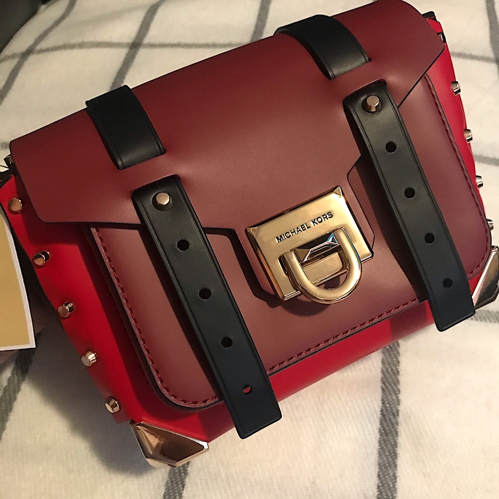 Michael Kors Manhattan Crossbody Bag
